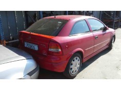 opel astra g berlina del año 2001