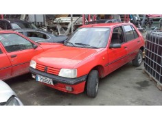 peugeot 205 berlina del año 1992