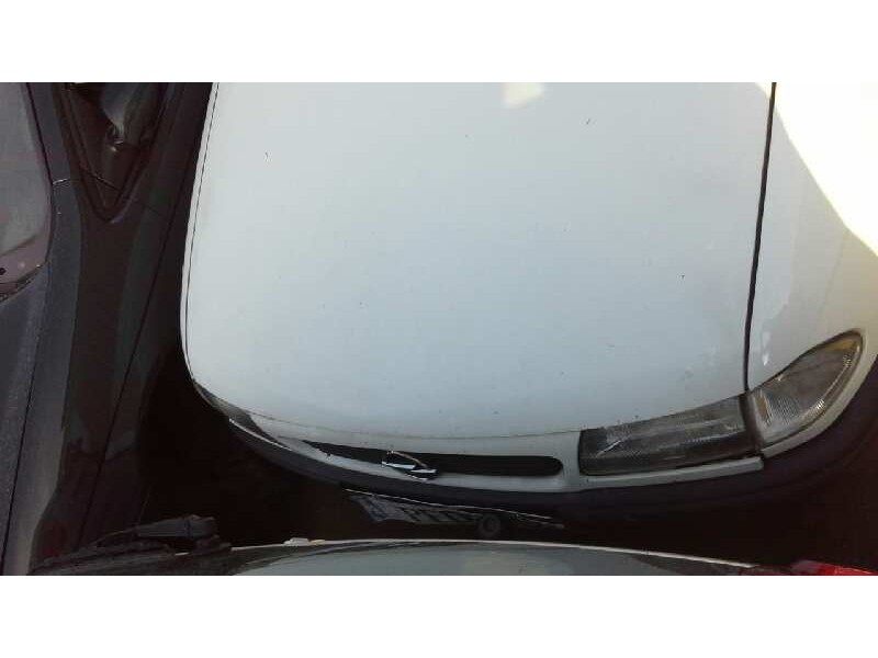 opel astra f berlina del año 1996