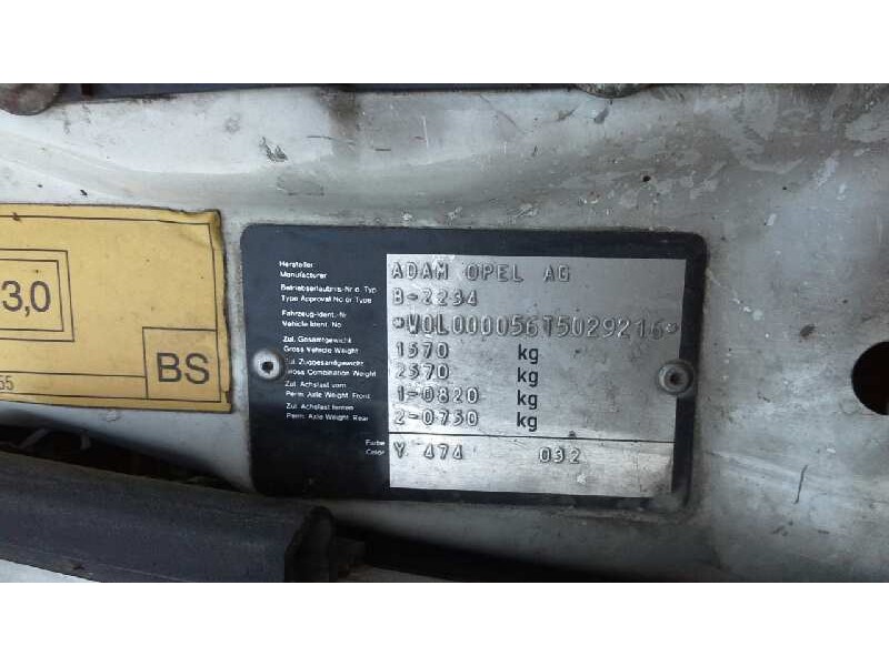 opel astra f berlina del año 1996