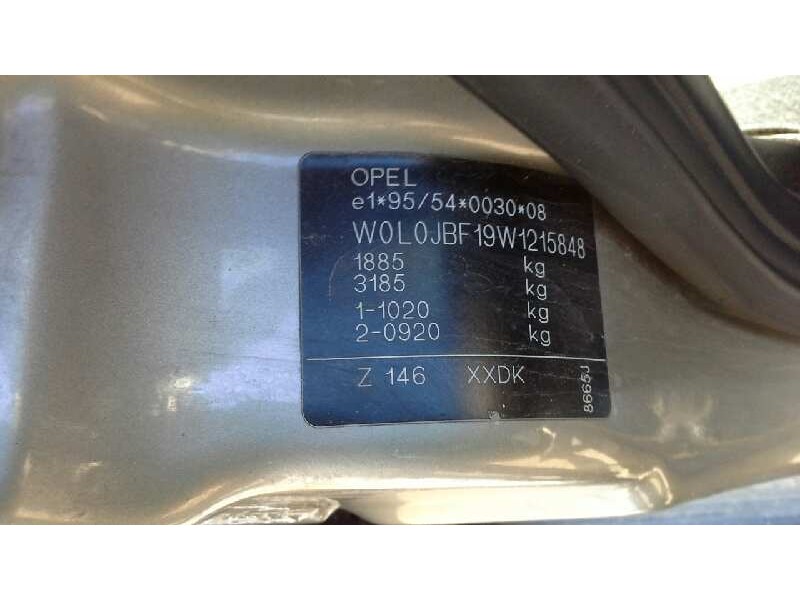 opel vectra b berlina del año 1998