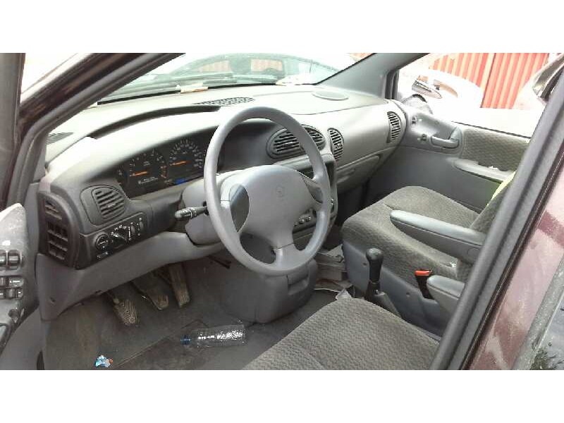 chrysler voyager (gs) del año 1998