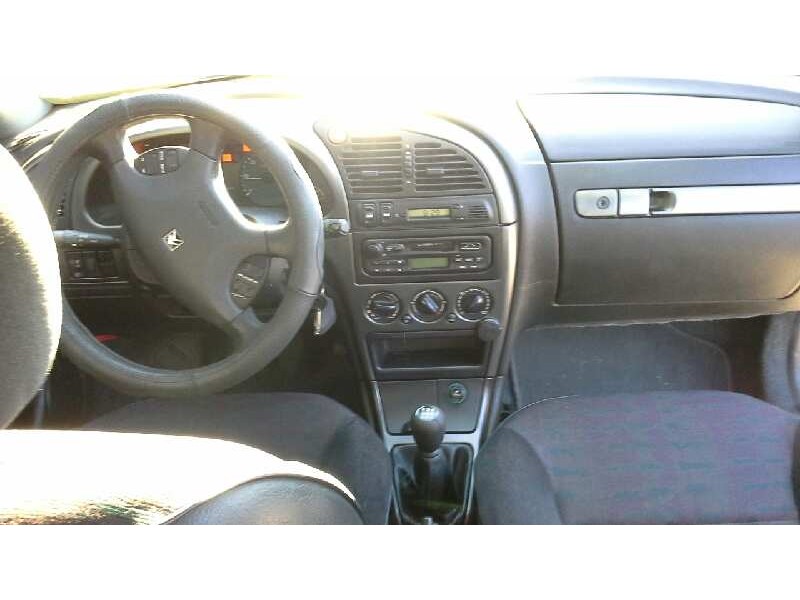 citroen xsara berlina del año 1999