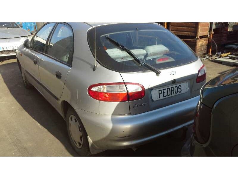 daewoo lanos del año 1999
