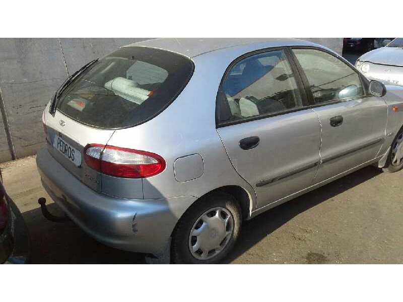 daewoo lanos del año 1999