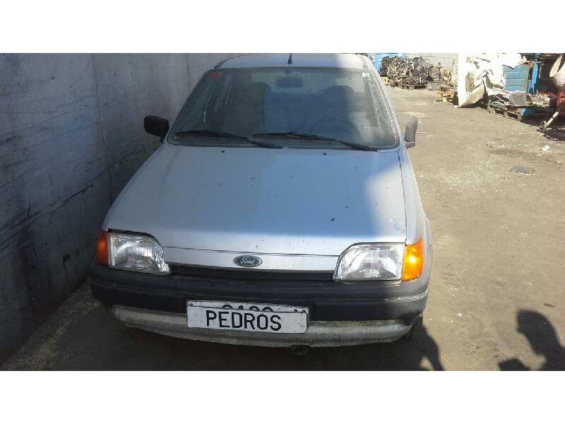 ford fiesta berl./courier del año 1992