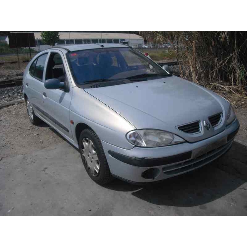 renault megane i fase 2 berlina (ba0) del año 2000