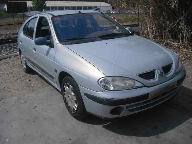 renault megane i fase 2 berlina (ba0) del año 2000