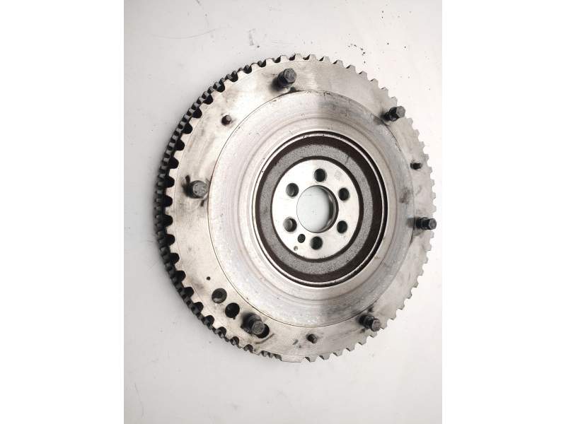 Recambio de volante motor para renault twingo iii 1.0 sce referencia OEM IAM 123116079R  