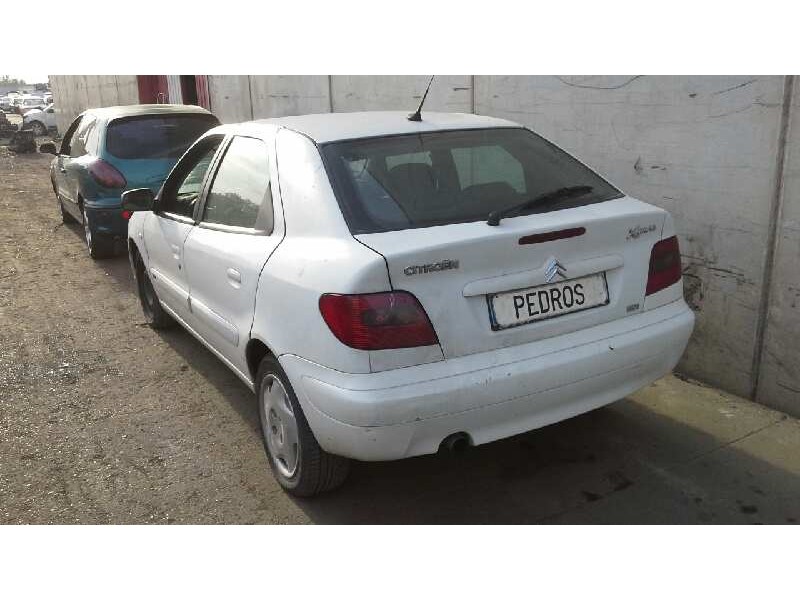 citroen xsara berlina del año 2001
