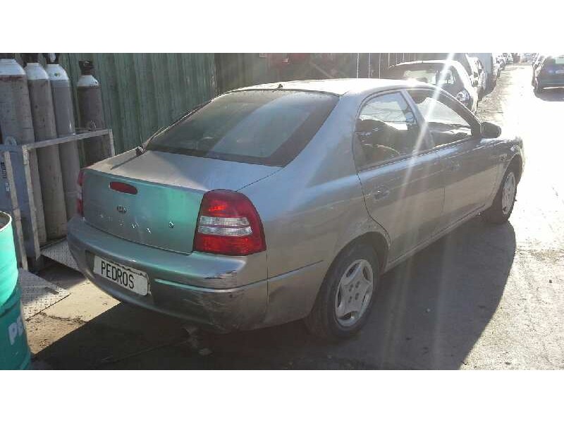 kia shuma del año 2000