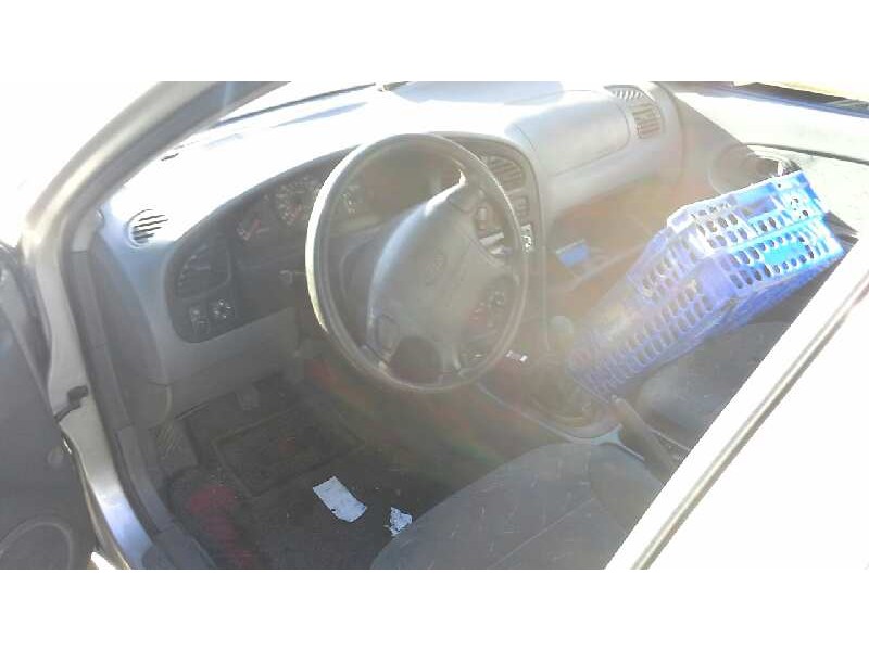 kia shuma del año 2000