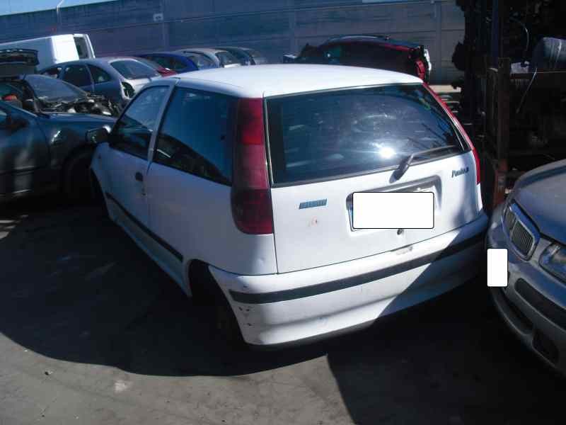 fiat punto berlina (176) del año 1996