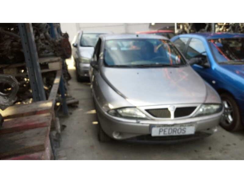 lancia y del año 2001