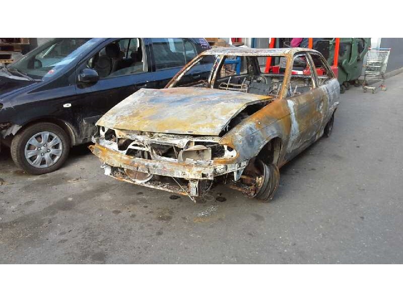 opel astra f berlina del año 1993