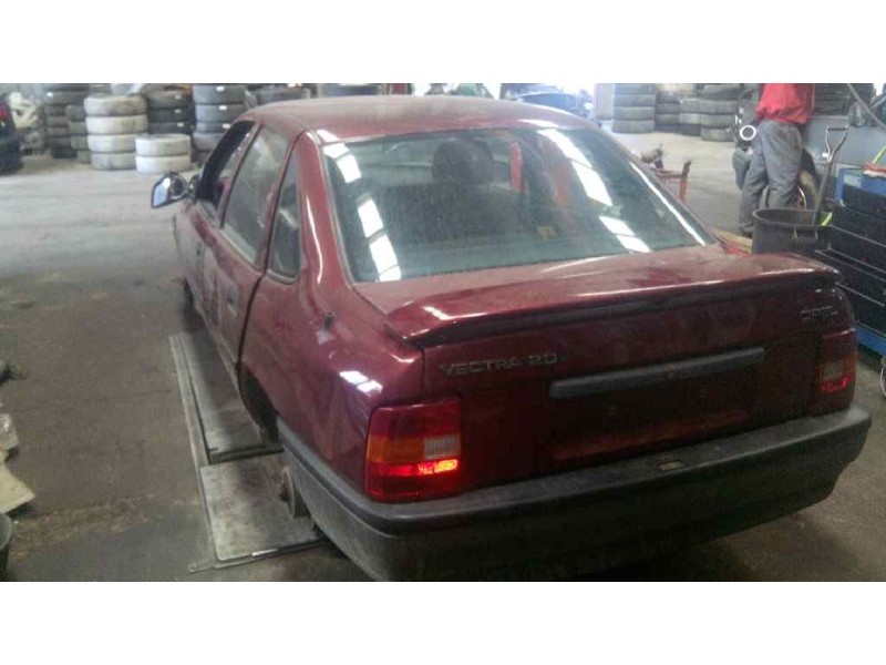opel vectra a del año 1992