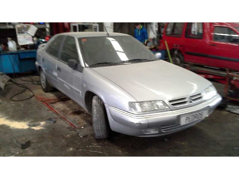citroen xantia berlina del año 1999