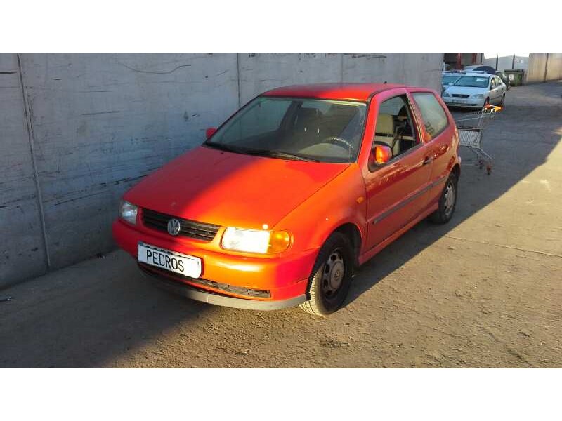 volkswagen polo berlina (6n1) del año 1998