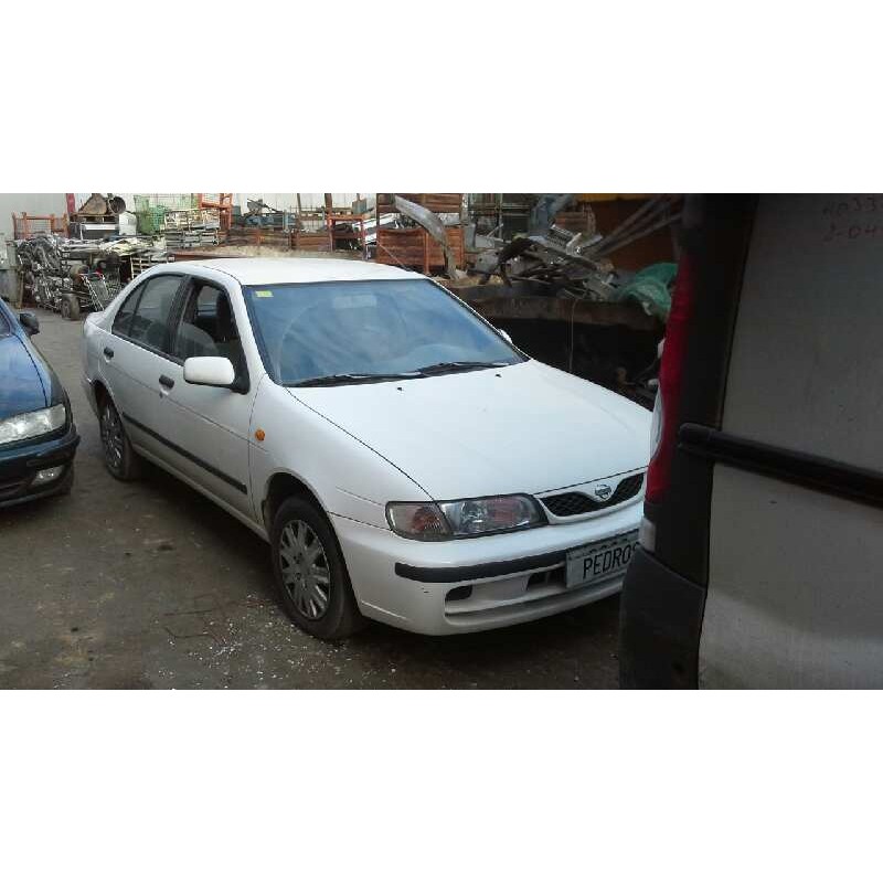 nissan almera (n15) del año 1998