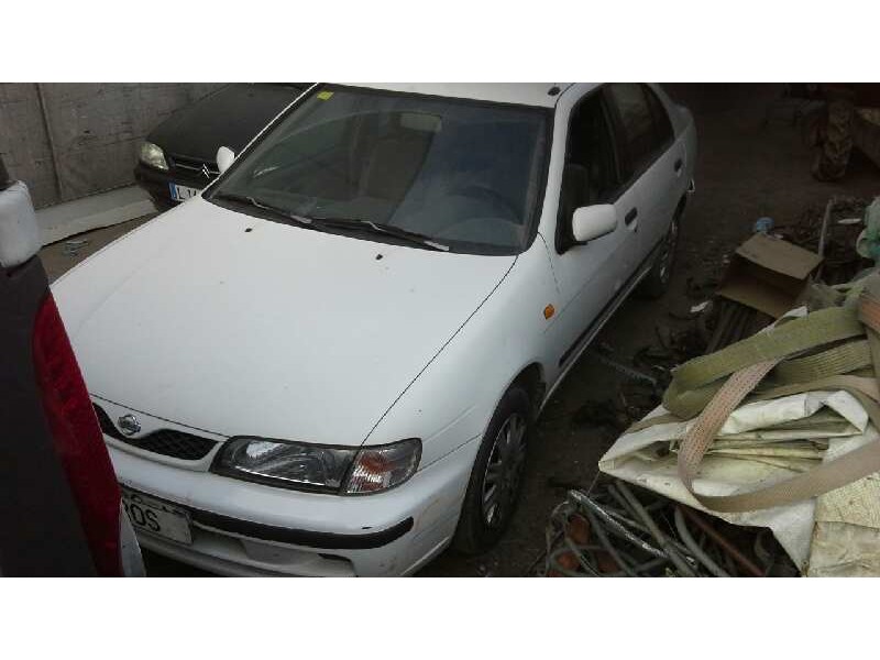 nissan almera (n15) del año 1998