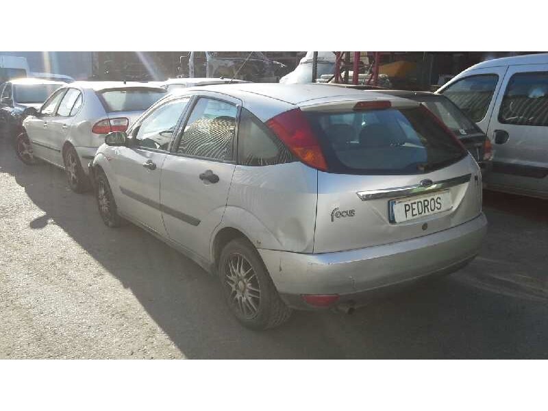 ford focus berlina (cak) del año 1998