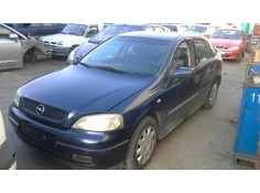 opel astra g berlina del año 2000