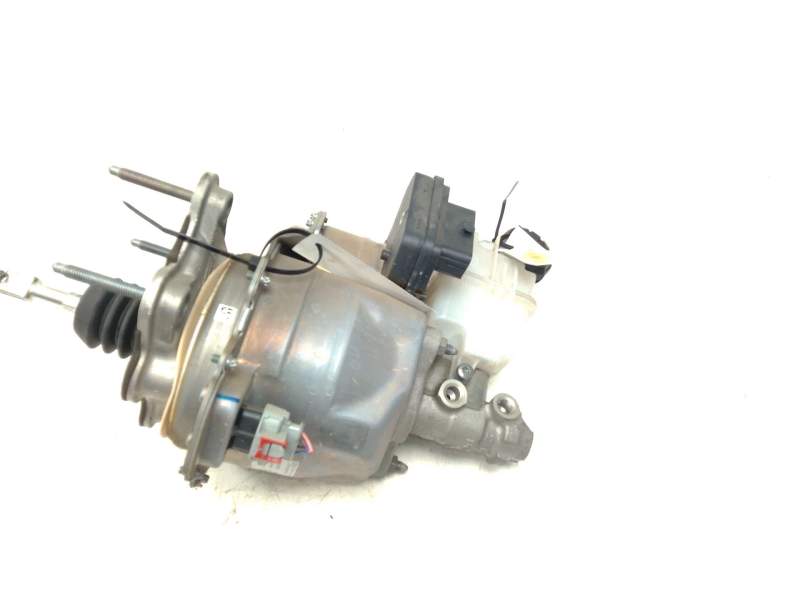 Recambio de bomba freno para nissan juke (f15) 1.6 referencia OEM IAM 460076PE0E  