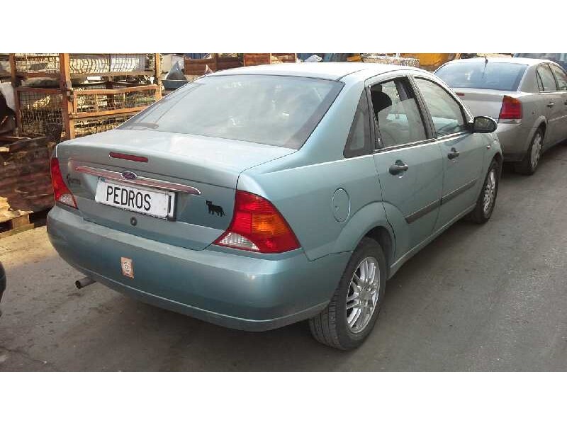 ford focus berlina (cak) del año 1999