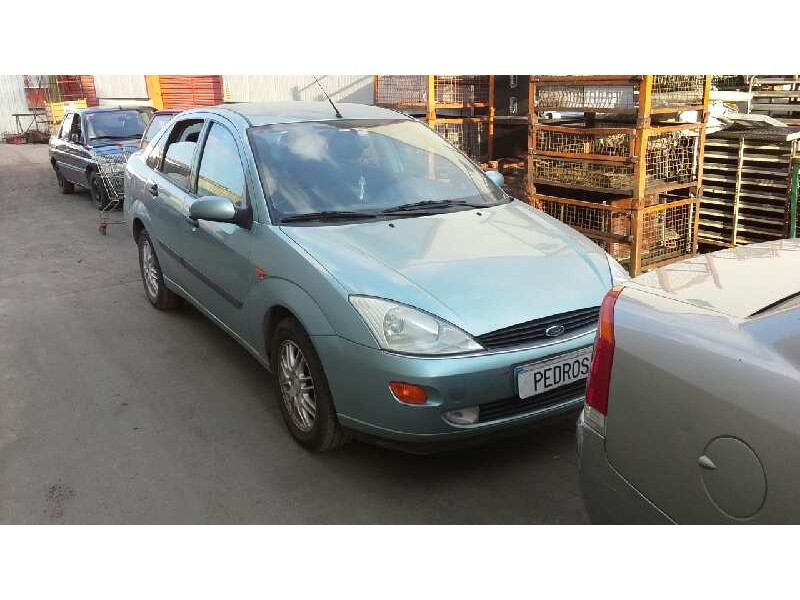 ford focus berlina (cak) del año 1999