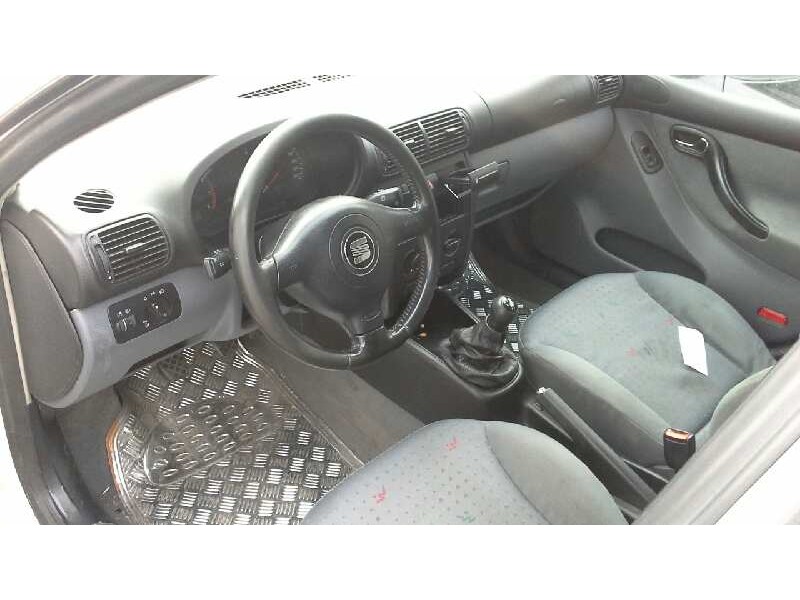 seat toledo (1m2) del año 1999