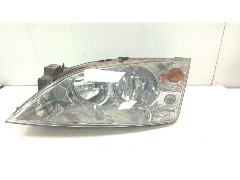 Recambio de faro izquierdo para ford mondeo iii (b5y) 2.0 tdci referencia OEM IAM   