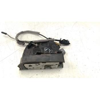 CERRADURA PUERTA DELANTERA DERECHA 8402540 