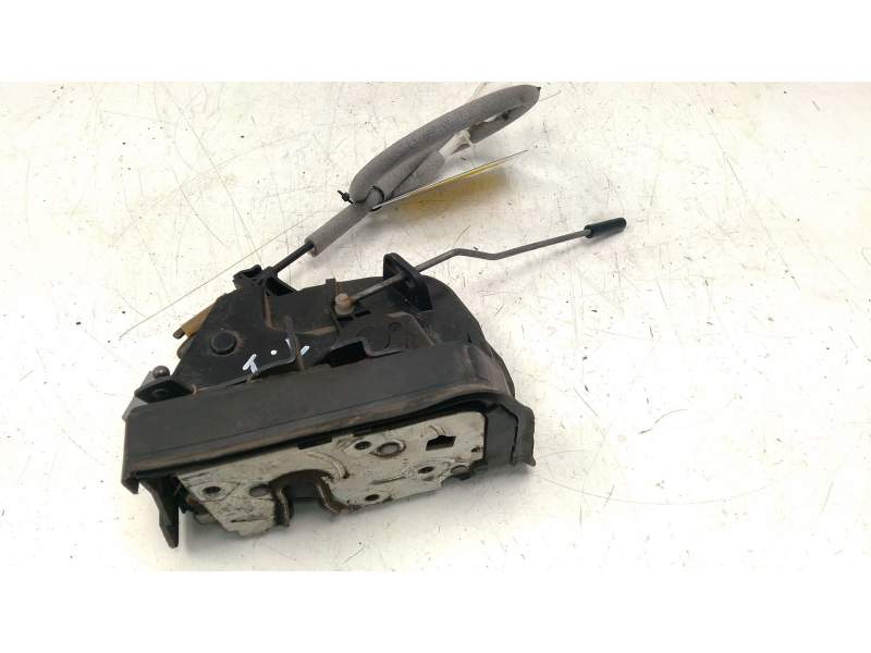 Recambio de cerradura puerta trasera izquierda para bmw x5 (e53) 3.0 d referencia OEM IAM 8402601  