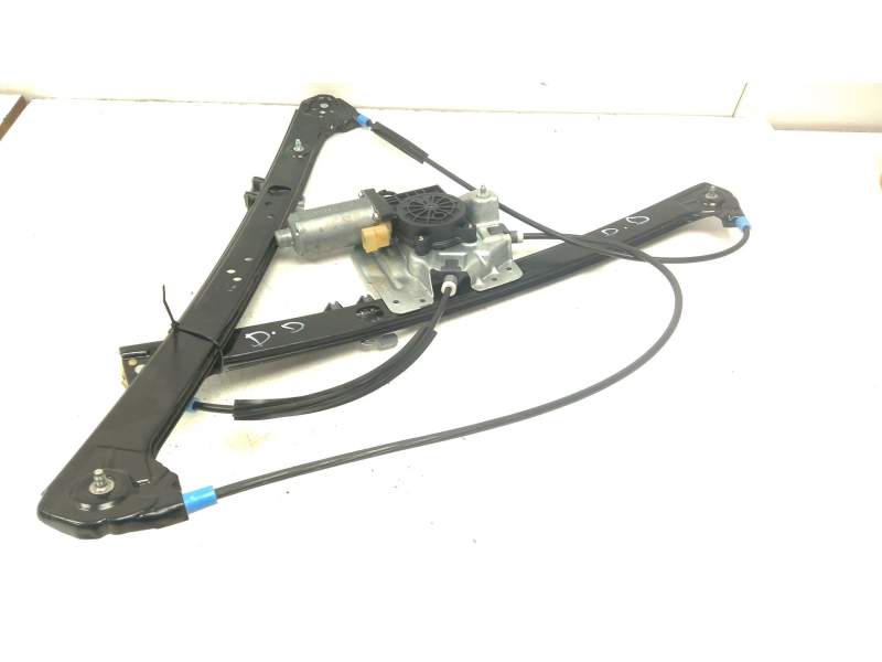Recambio de elevalunas delantero derecho para bmw x5 (e53) 3.0 d referencia OEM IAM 83810209  