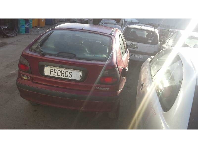 renault megane i berlina hatchback (ba0) del año 1996