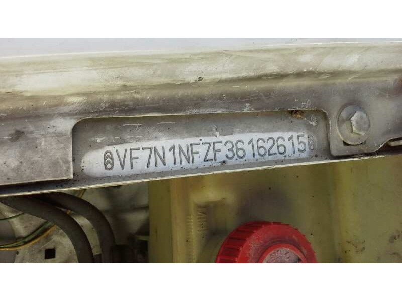 citroen xsara berlina del año 1998