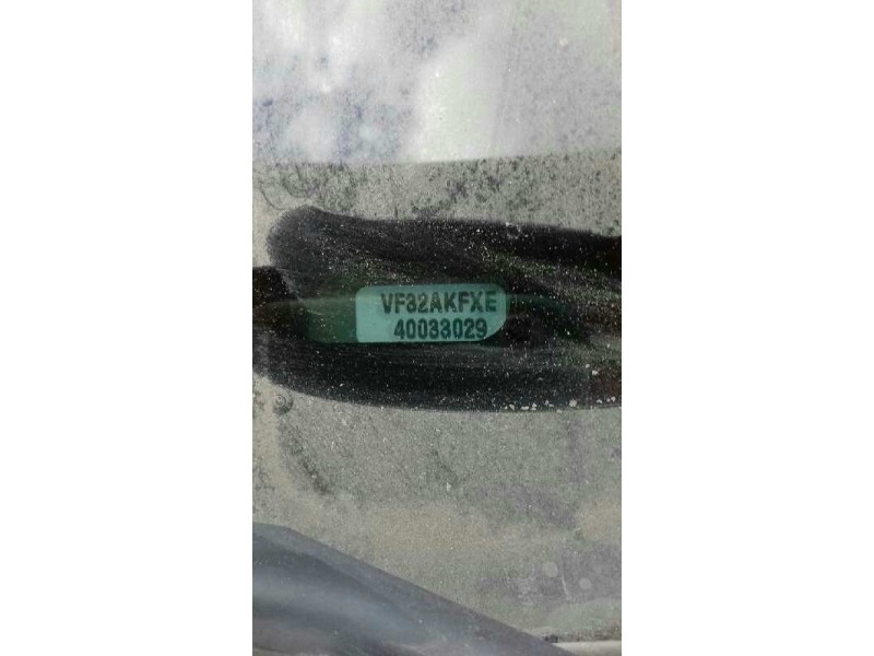 peugeot 206 berlina del año 1998