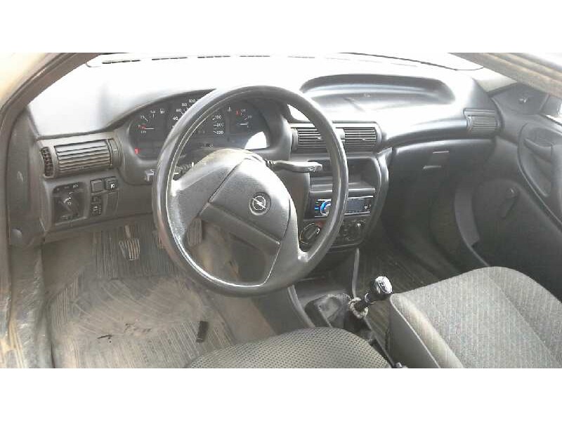 opel astra f caravan del año 1994