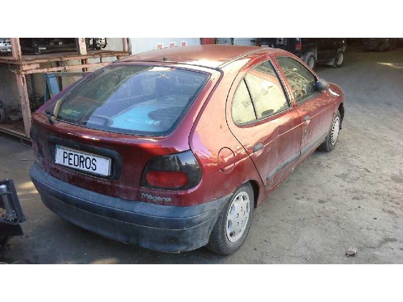 renault megane i berlina hatchback (ba0) del año 1996