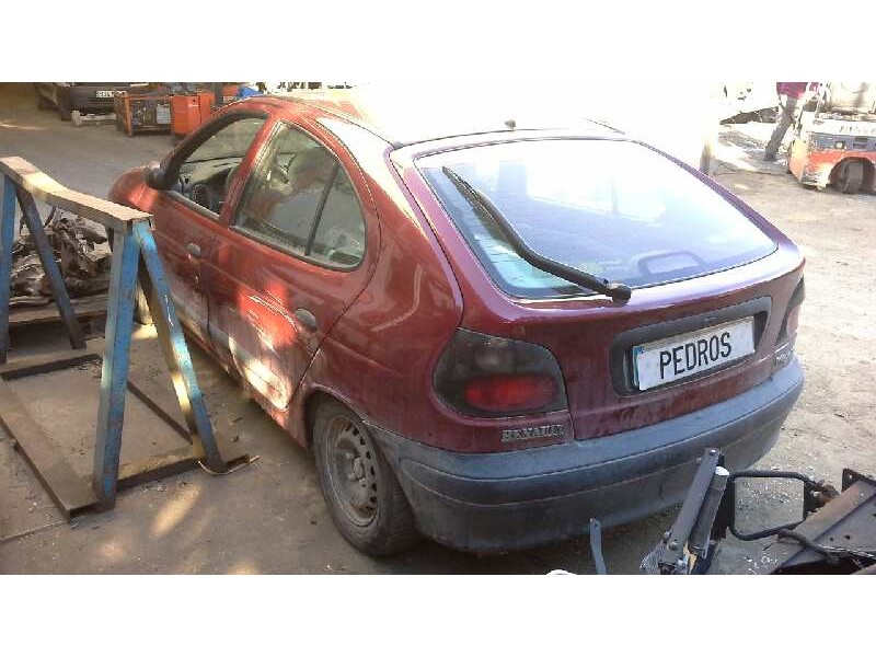 renault megane i berlina hatchback (ba0) del año 1996