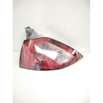 Recambio de piloto trasero izquierdo para renault megane ii berlina 5p 1.9 dci diesel referencia OEM IAM 8200073236  