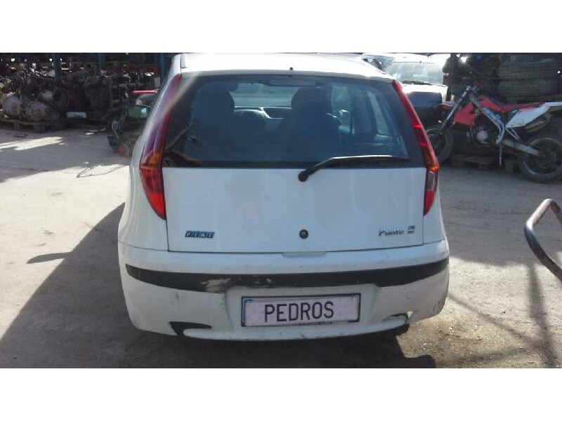 fiat punto berlina (188) del año 2001