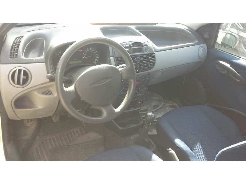 fiat punto berlina (188) del año 2001