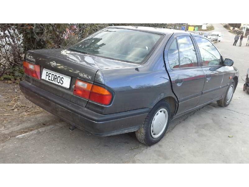 nissan primera berl./familiar (p10/w10) del año 1993