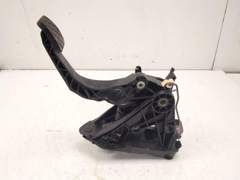 Recambio de pedal embrague para seat leon (5f1) 1.5 tsi referencia OEM IAM 5Q1721059HE  