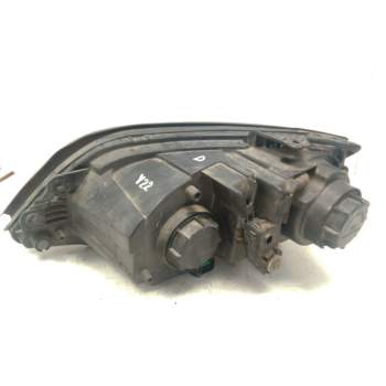 Recambio de faro derecho para kia sorento i (jc) 2.5 crdi referencia OEM IAM   