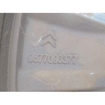 Recambio de llanta aluminio para citroën c4 picasso ii 1.6 bluehdi 120 referencia OEM IAM 9677090377  