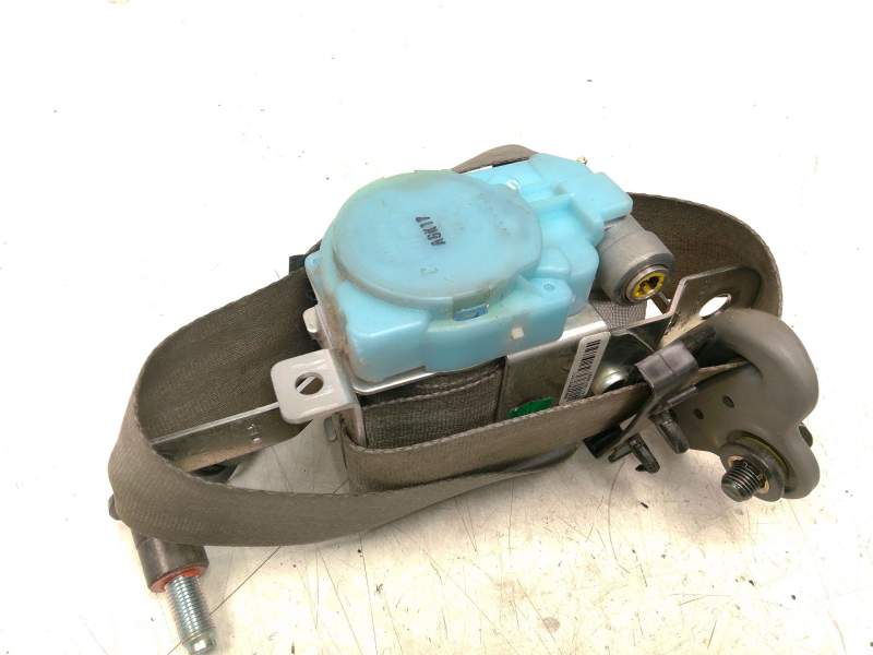 Recambio de cinturon seguridad delantero derecho para kia sorento i (jc) 2.5 crdi referencia OEM IAM 888203E010  