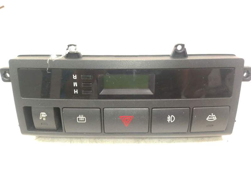 Recambio de pantalla multifuncion para kia sorento i (jc) 2.5 crdi referencia OEM IAM 945003E500  