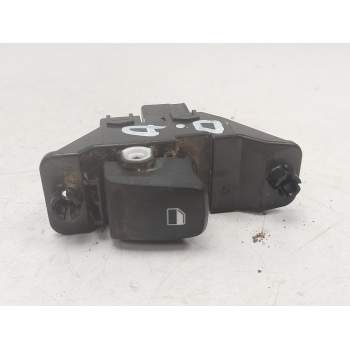 MANDO ELEVALUNAS DELANTERO DERECHO 3K552B1200 